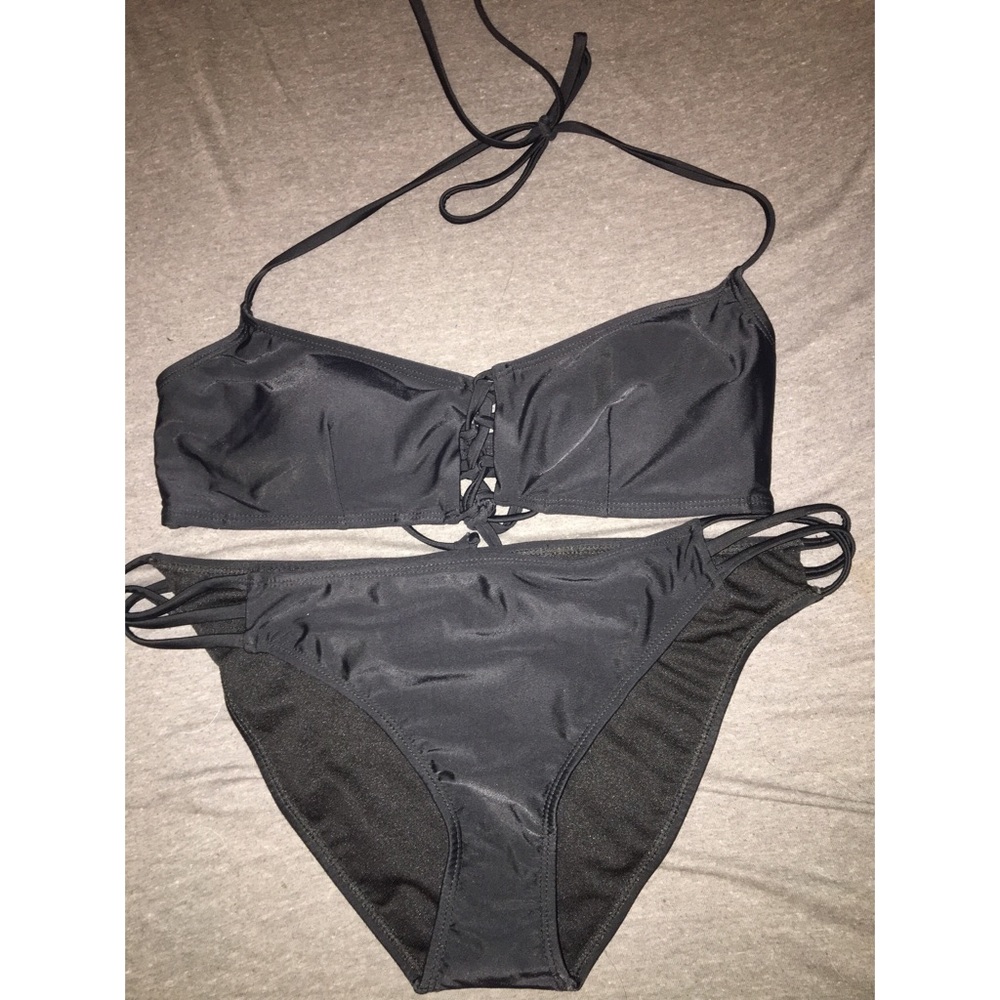 Black bikini set (Large)